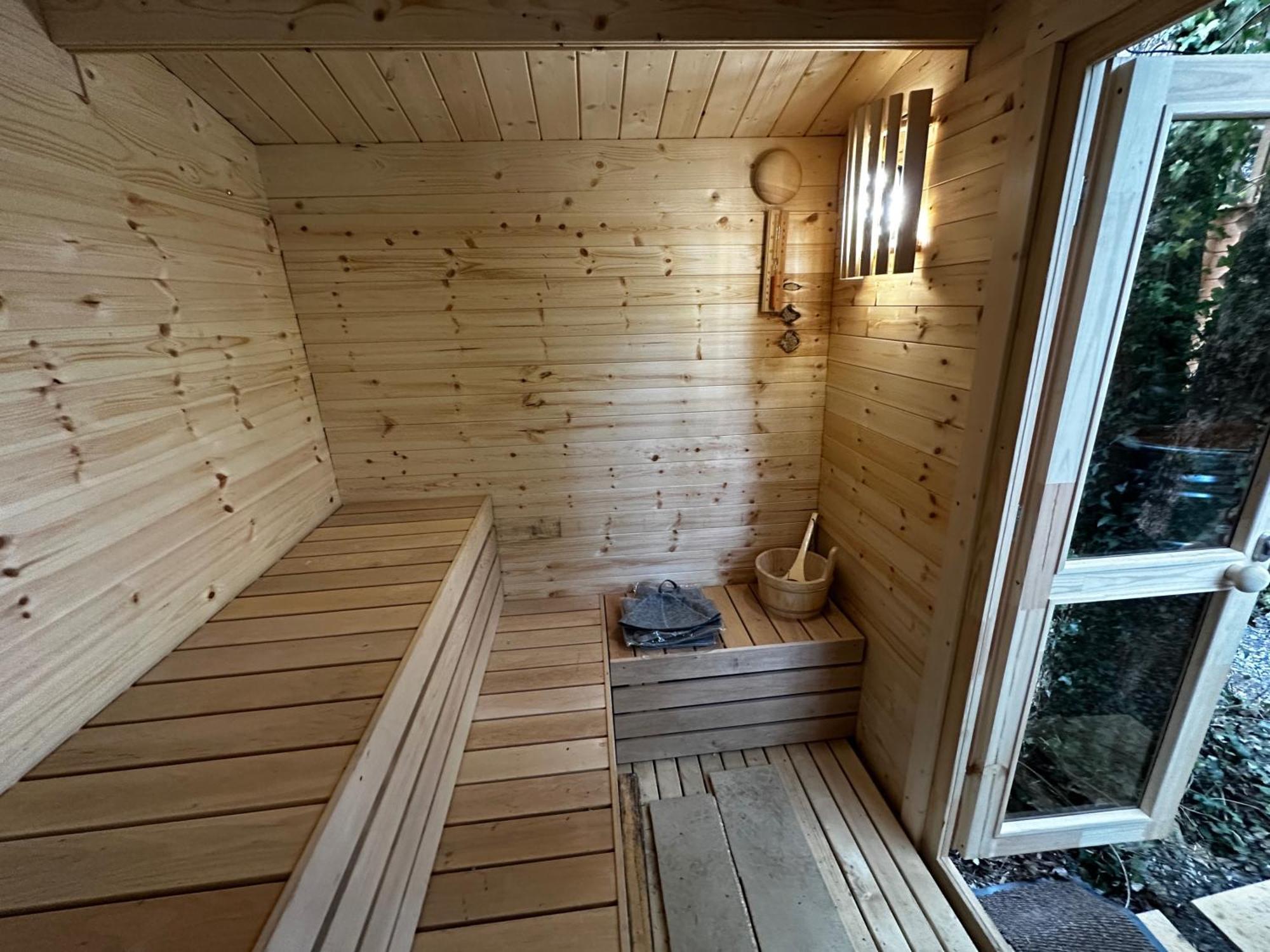Retro Private Lodge With Hot Tub Nr Dartmoor Newton Abbot Kültér fotó